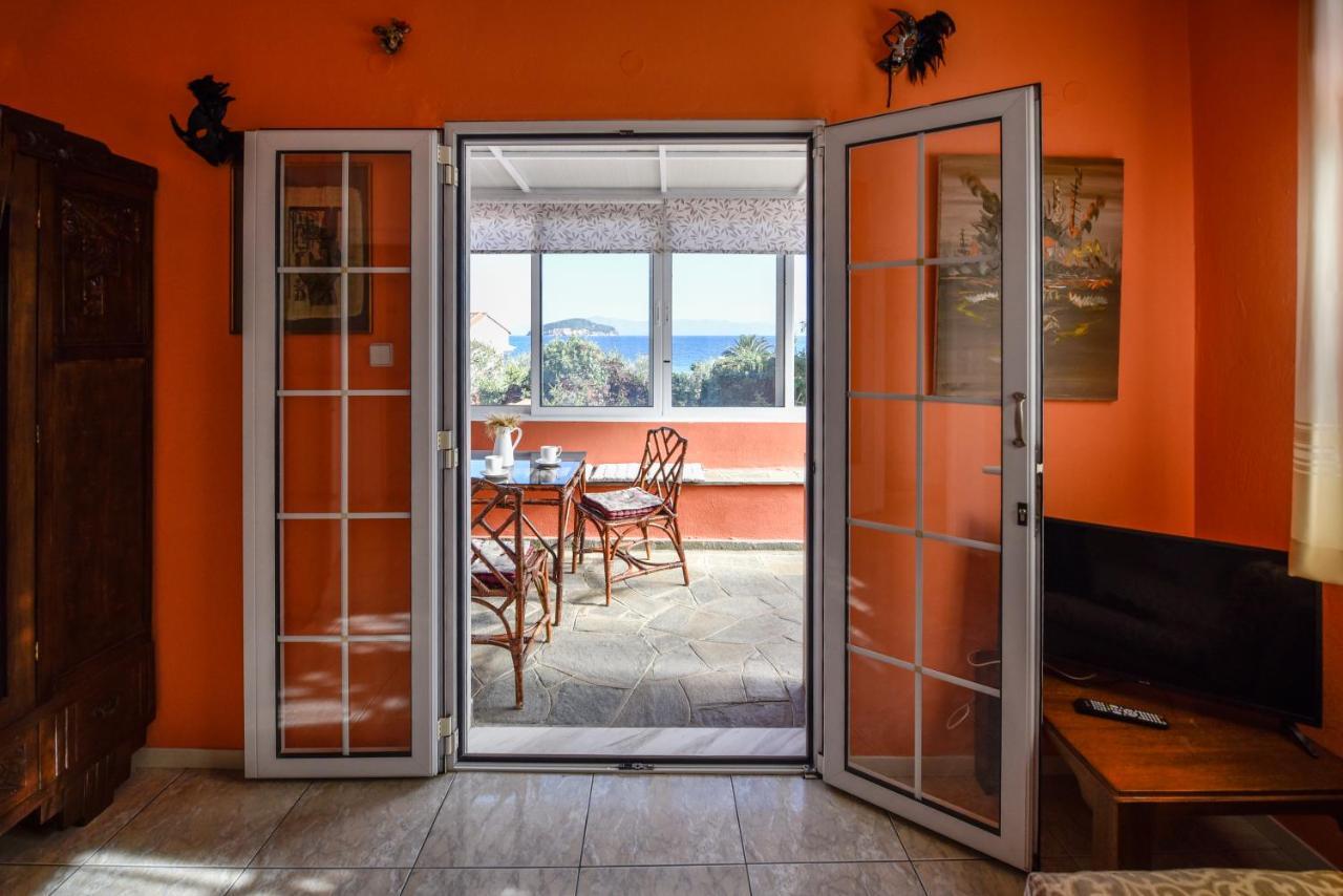 Ferienwohnung House By The Sea 2 Nea Iraklitsa Exterior foto